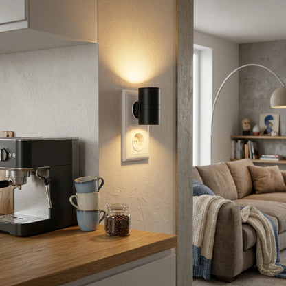 Nora™ – Dimbar vägglampa med skymningssensor